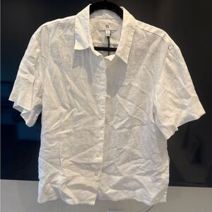 Banana Republic White Linen Short Sleve Button Down Shirt